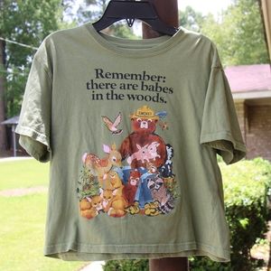 Smokey the Bear Cropped Graphic T-shirt